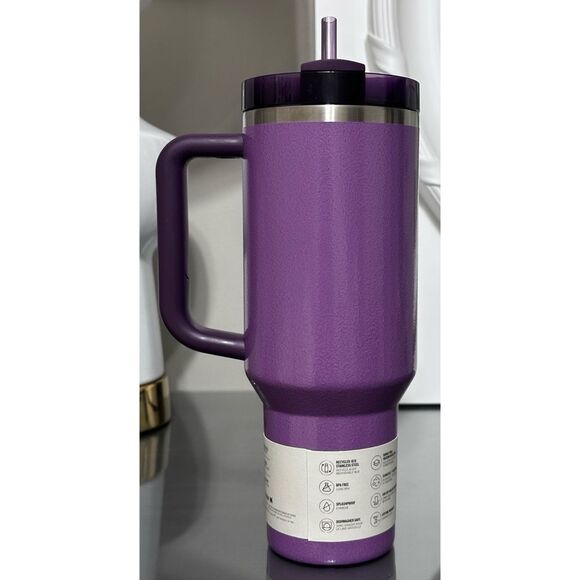 Stanley Quencher H2.0 FlowState Tumbler 40oz, HAMMERTONE LILAC - Picture 2 of 4